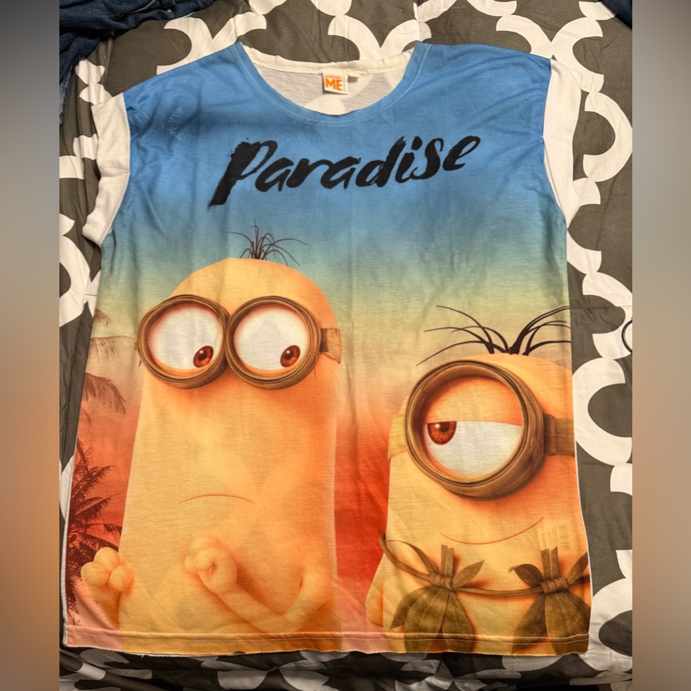 Universal Studios Minon Shirt